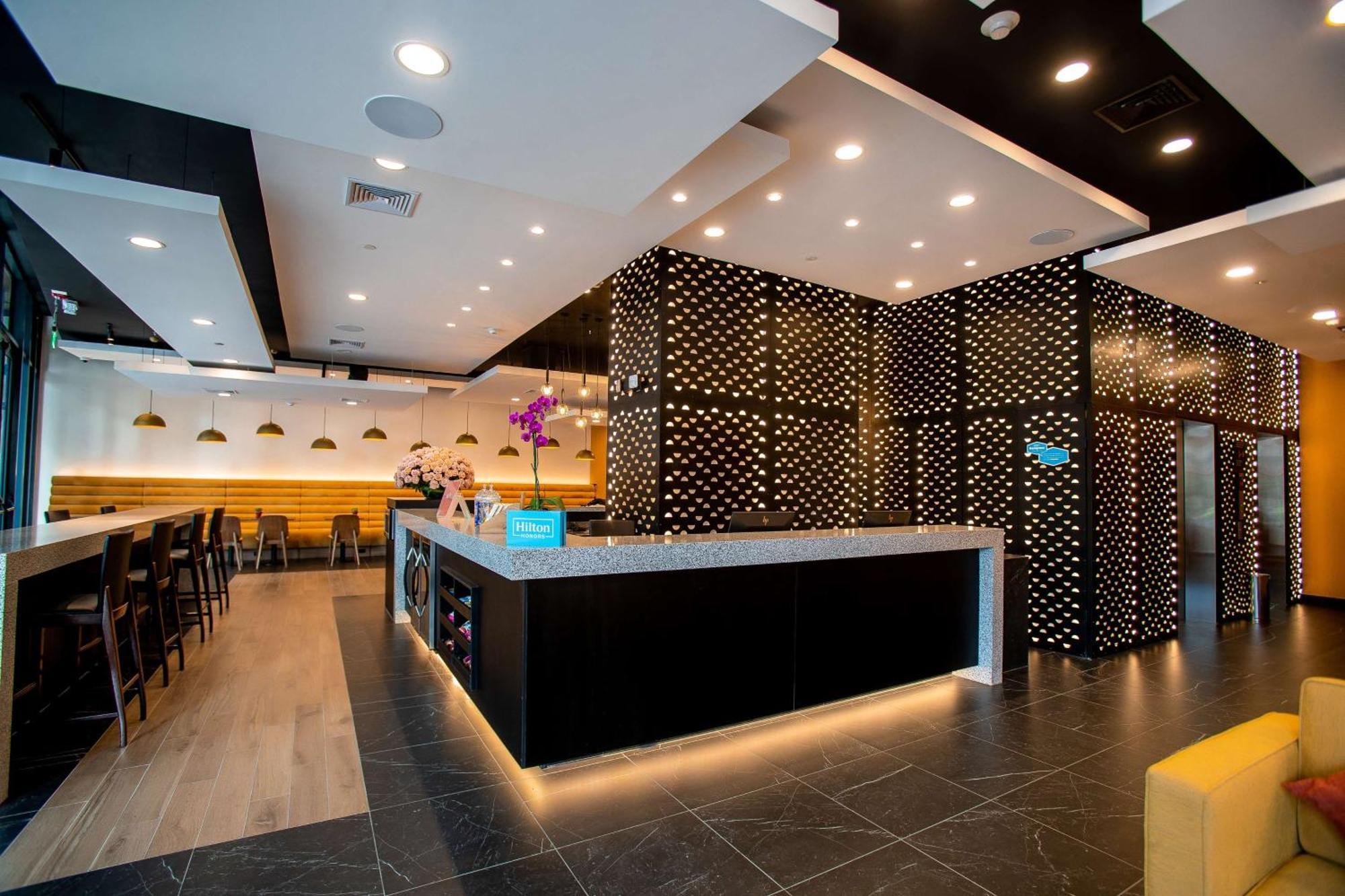 Hotel Hampton By Hilton Quito La Carolina Park Esterno foto